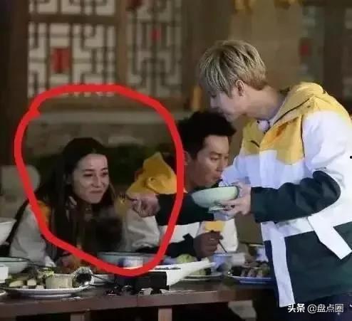娱乐圈三大吃瓜定律,真相、谣言与反转的迷雾 娱乐圈三大吃瓜定律,真相、谣言与反转的迷雾